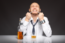 narcologist-coding-drinking